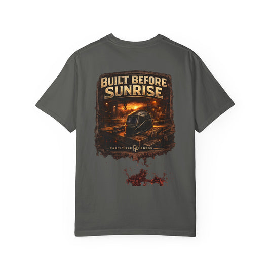 Built Before Sunrise night-shift workwear T-shirt in Red